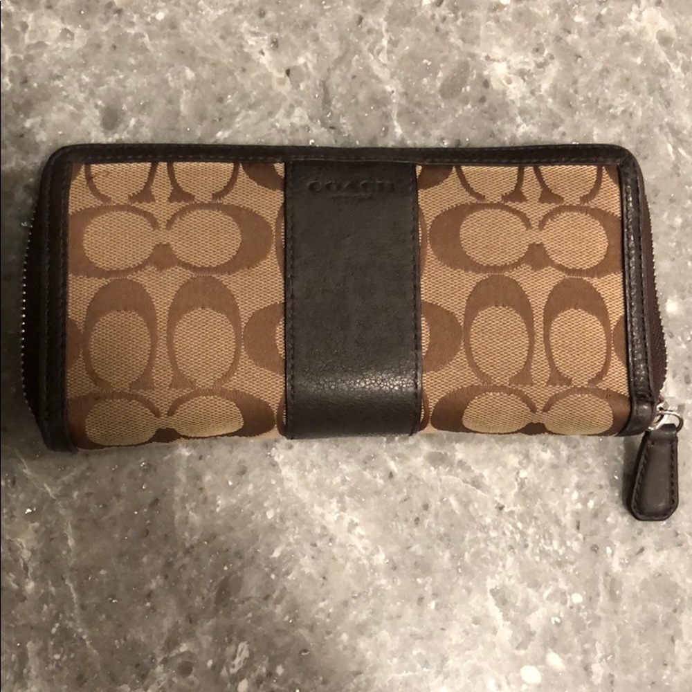 Coach wallet